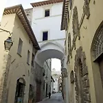 Palazzo Lauri Сполето