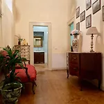 Palazzo Lauri Сполето