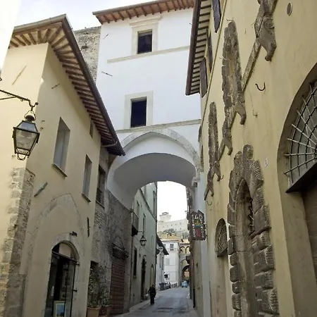Palazzo Lauri Spoleto