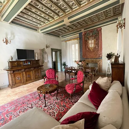 Palazzo Lauri