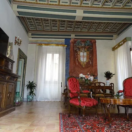公寓 Palazzo Lauri *
