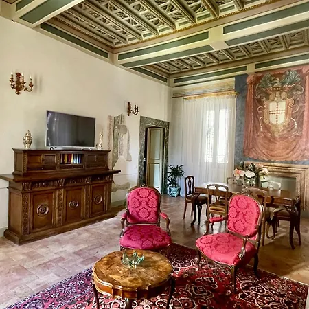 公寓 Palazzo Lauri