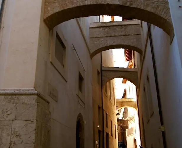 Palazzo Lauri Apartment Spoleto